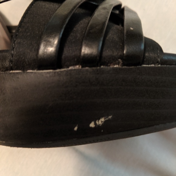 Shoes - Picture 2 of 5